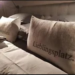 Lieblingsplatz - In Und Out * See